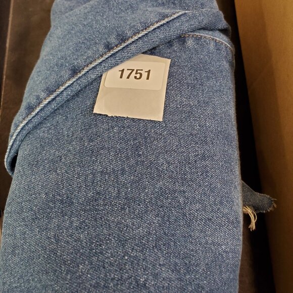 Lane Bryant Mid- Rise Skinny Jeans Size 24 Floral Embroidered Hem Signat… - Picture 10 of 10